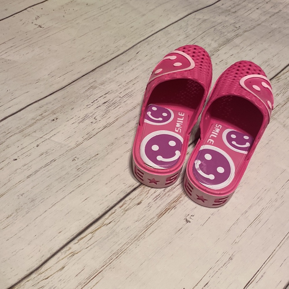 SMILE & SMILE WOMEN CROCS SHOES SIZE 38 LIKE SIZE US 7 PINK COLOR l - Picture 8 of 8